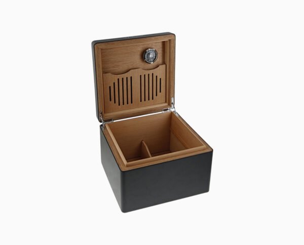 Cigar Humidor black Cube (60 Cigars)