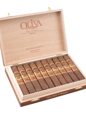Oliva Serie V Melanio Robusto